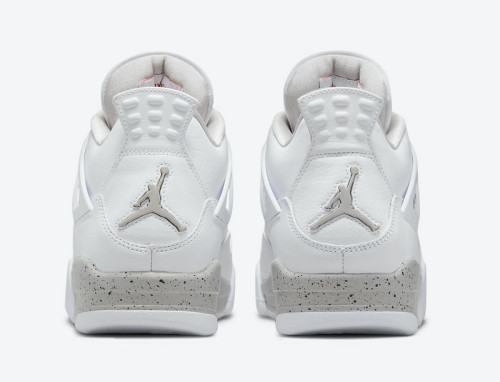 Air Jordan 4 “White Oreo”