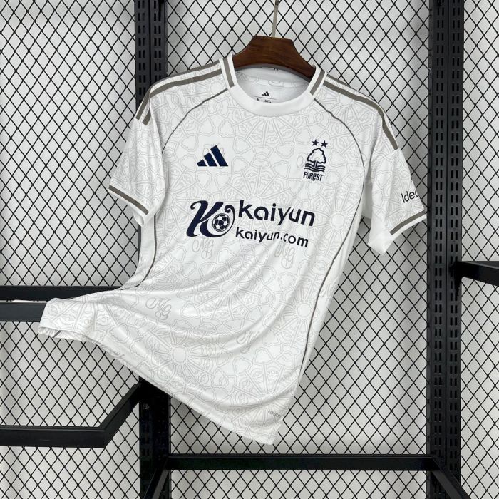 Nottingham Forest 25/26 Away Kit