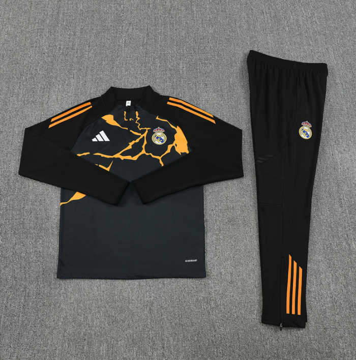 Real Madrid Tracksuit 25/26 Black Quarter Zip Training Kit