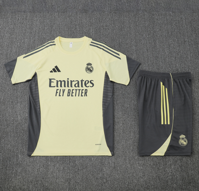 2526 Real Madrid short sleeved training kit white mens and kids