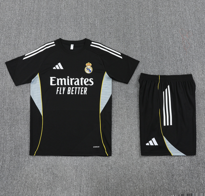2526 Short-sleeved Real Madrid Training Black Men's and Kids kit