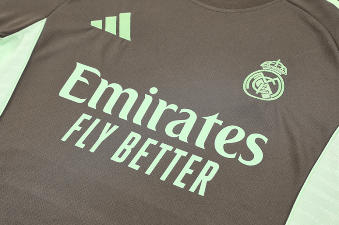 2526 Real Madrid short sleeved khaki training men and kids