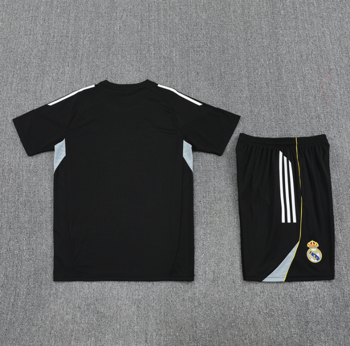 2526 Short-sleeved Real Madrid Training Black Men's and Kids kit