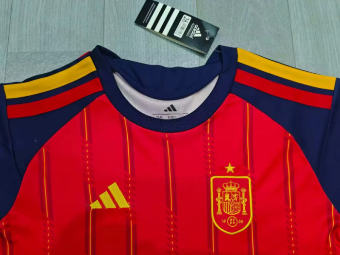 2627 kids España Spain home jersey kit