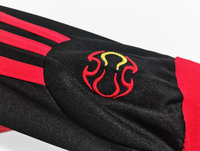 06-07 AC Milan home long sleeve kit