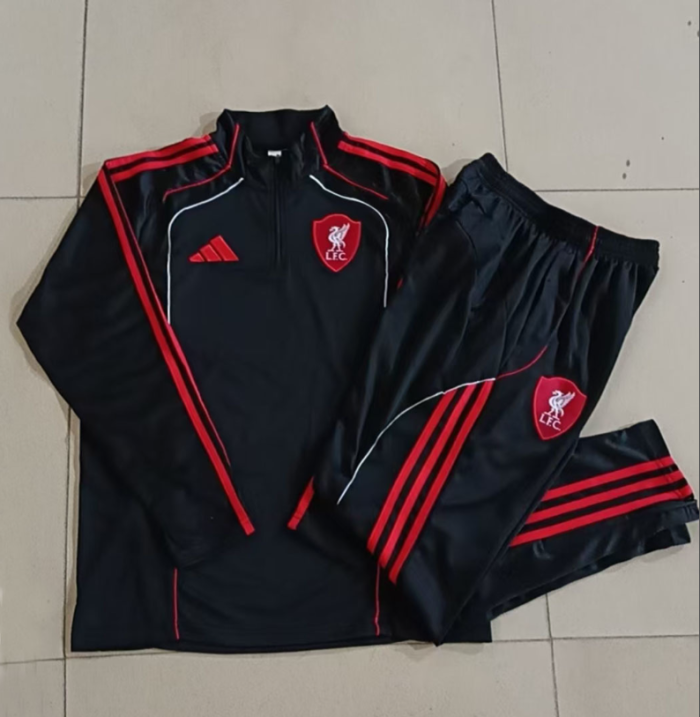 2526 Liverpool Black Retro Tracksuit kit training