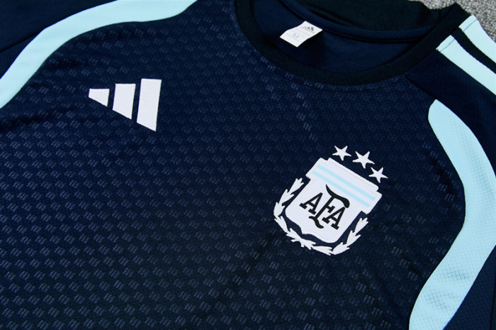 26 27 Royal Blue short sleeves Argentine Football Club Training
