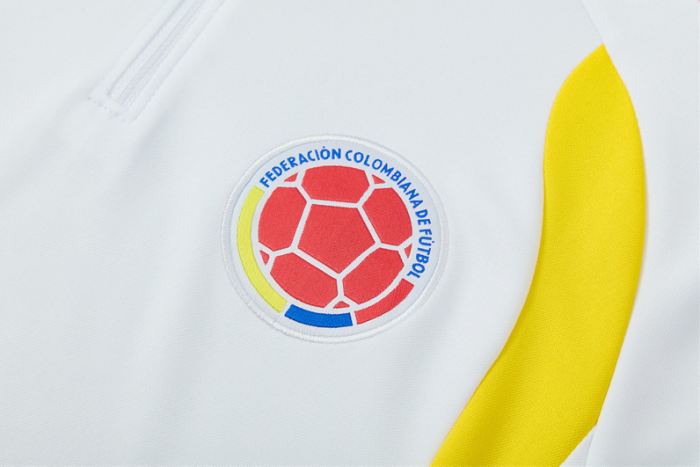 26 27 White Colombian Football Club tracksuit Quarter Zip Training