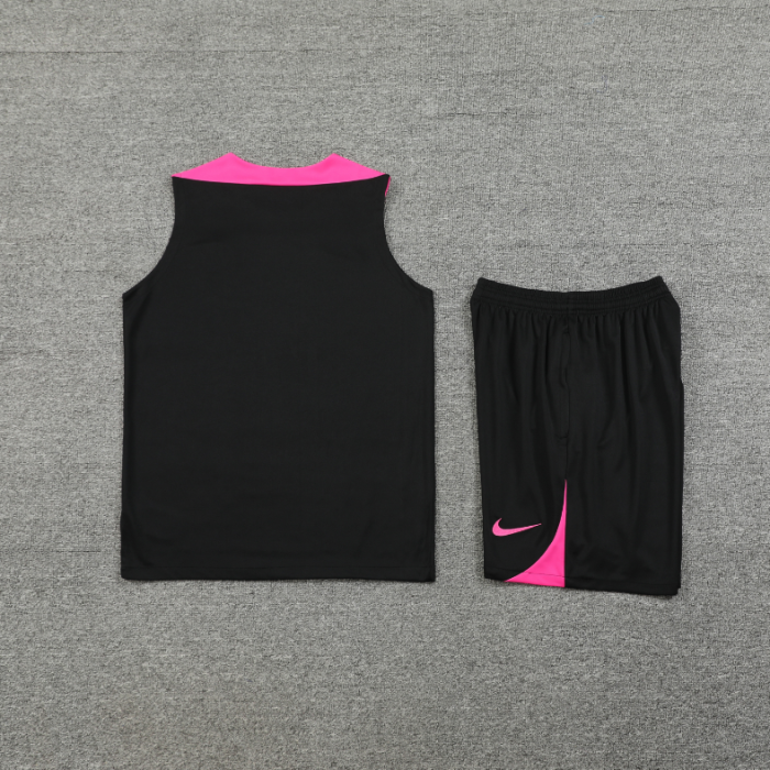 24 25 Chelsea sleeveless training kit