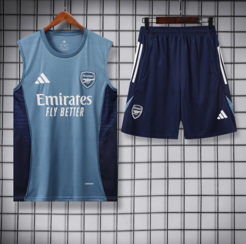 2526 Arsenal sleeveless training kit