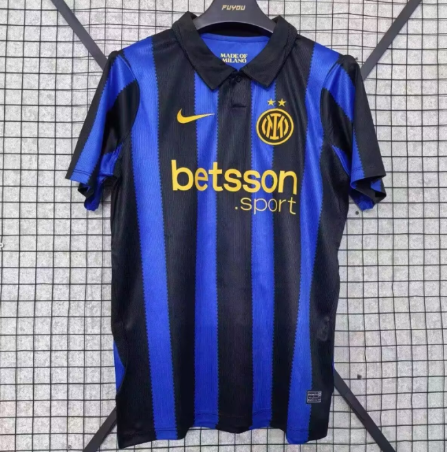 26 27 Men's Inter Milan home jersey