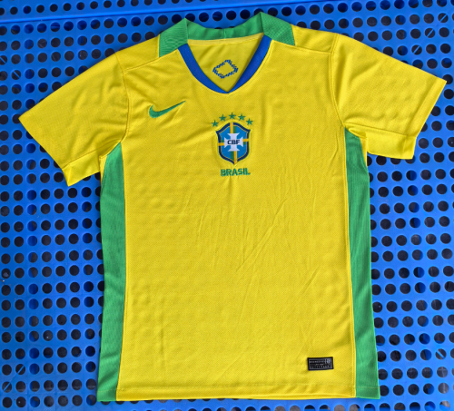 25 26 Brazil home jersey