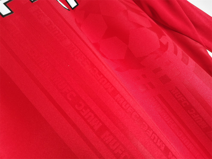 Manchester United Home Long Sleeve Retro Jersey 1999/00