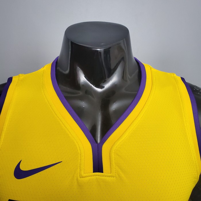 LeBron James Los Angeles Lakers 2020/21 Swingman Jersey Yellow