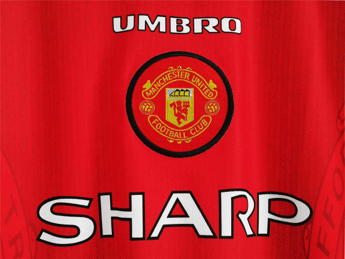 Manchester United Home Long Sleeve Retro Jersey 96/97