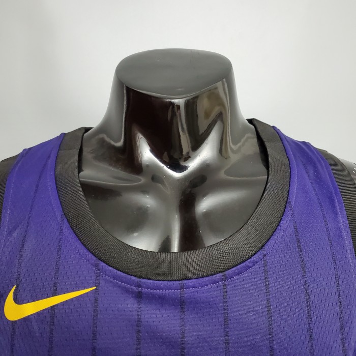 Kobe Bryant Los Angeles Lakers Swingman Jersey Purple