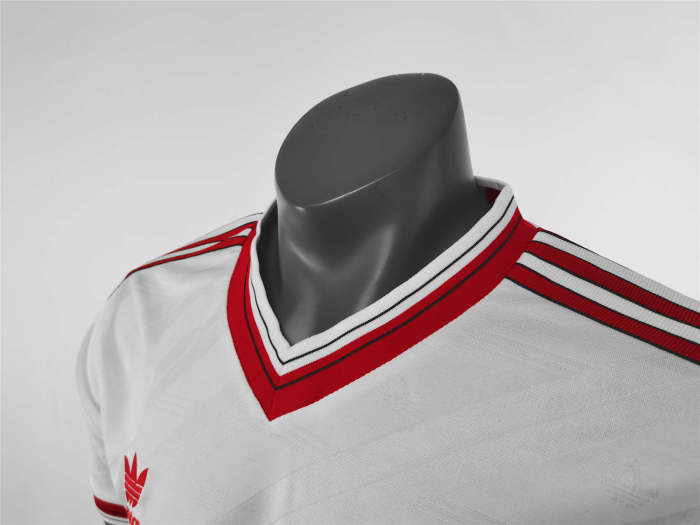 Manchester United Away Retro Jersey 1986/87
