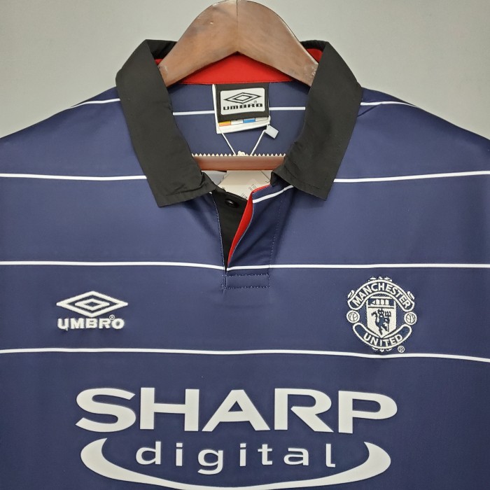 Manchester United Away Retro Jersey 1999/00