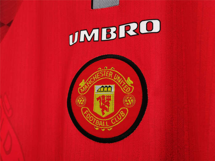 Manchester United Home Long Sleeve Retro Jersey 96/97