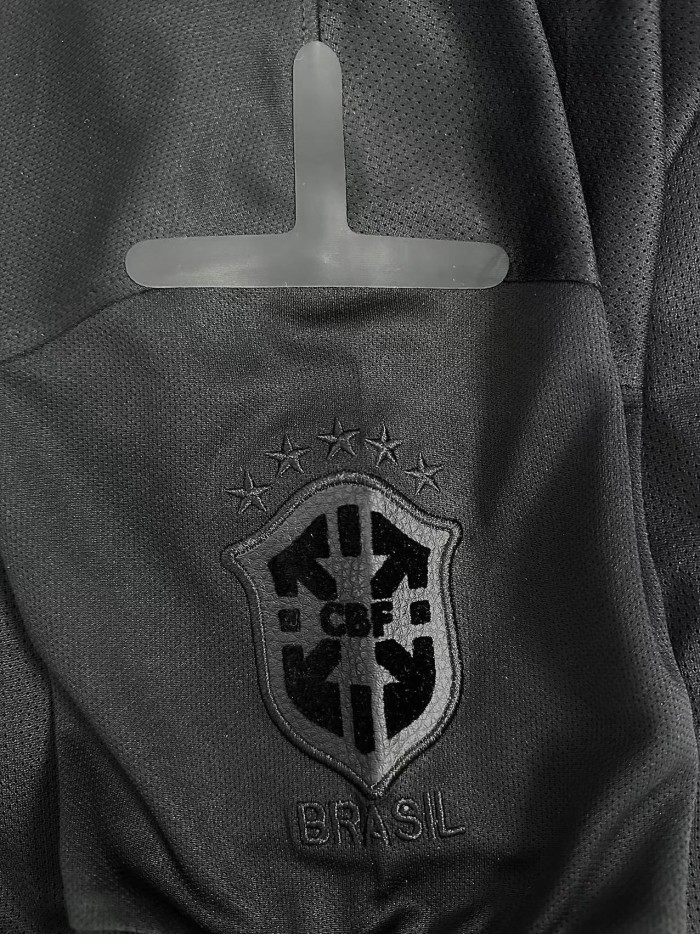 Brazil Black Retro Jersey 2013/14