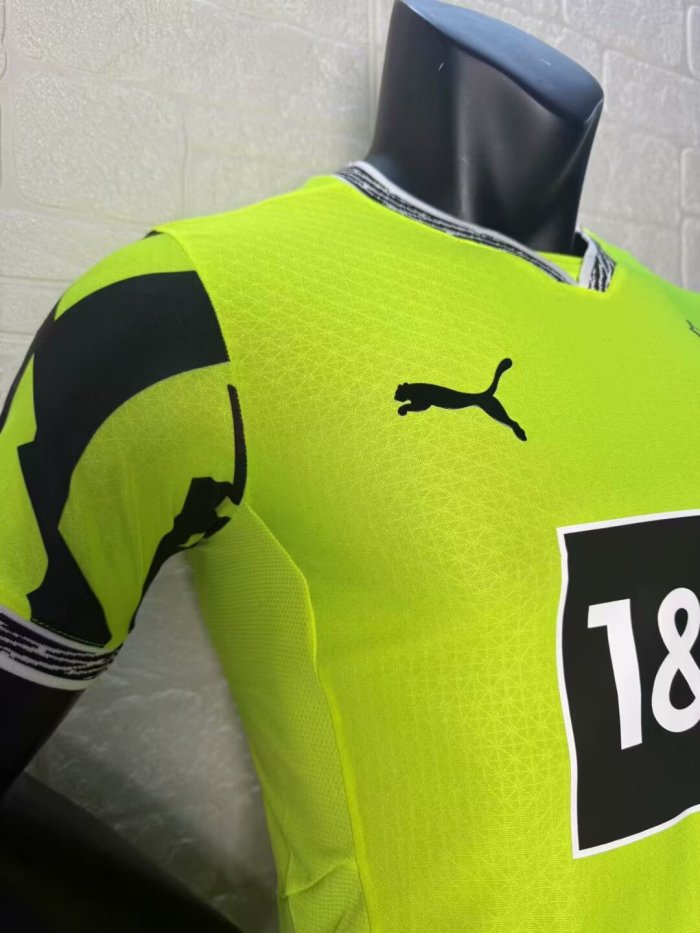 Borussia Dortmund Neon Special Men Player Jersey 24/25