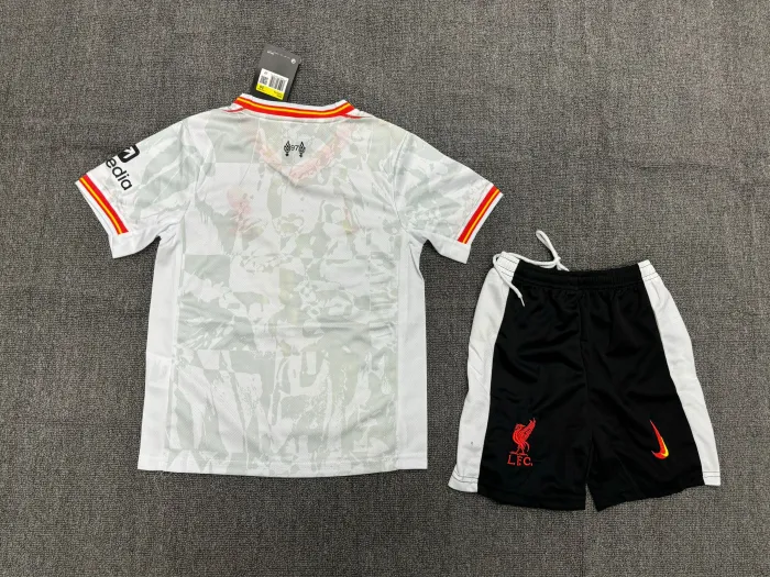 Liverpool Third Kids Suit 24/25 - CHAMPIONS 24/25