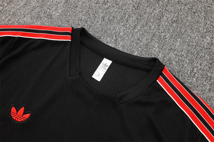 Manchester United Training Short sleeve Suit 25/26
