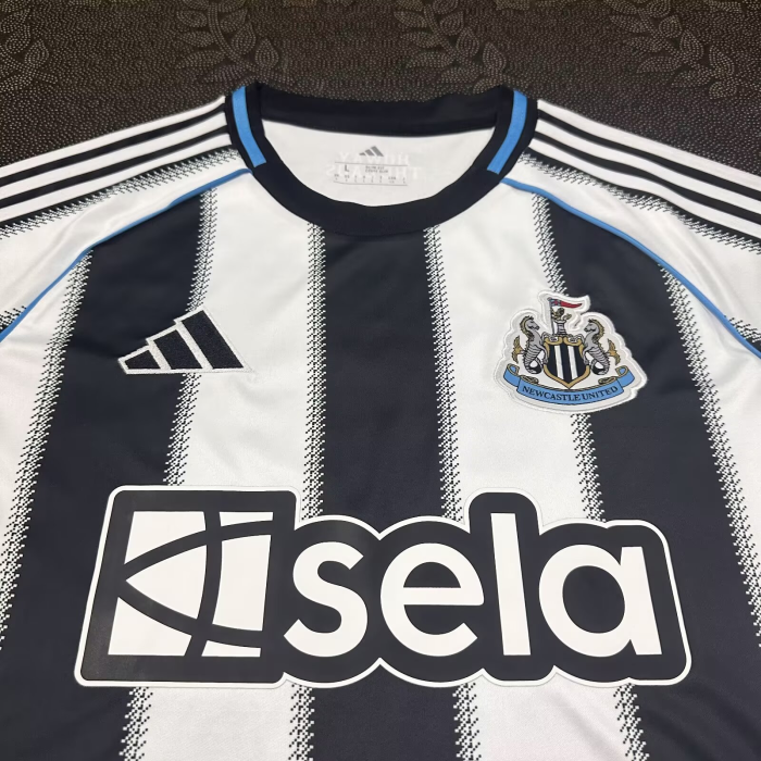 Newcastle United Man Home Carabao Cup 2025 Winners Shirt