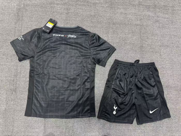Tottenham Hotspur Away THFC x Stray Kids Limited Edition Kids Suit 25/26