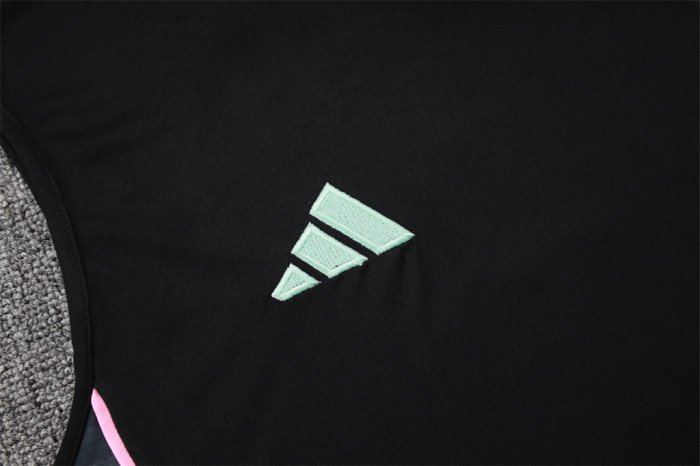 Juventus Training Jersey 25/26