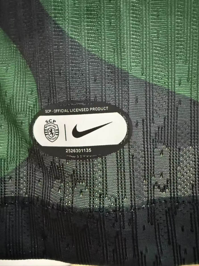 Sporting Lisbon Away Player Man Jersey 25/26