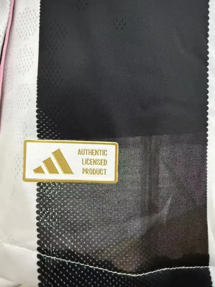 Juventus Home Player Jersey 25/26