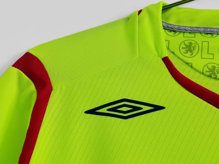 Lyon Away Retro Jersey 2008/09