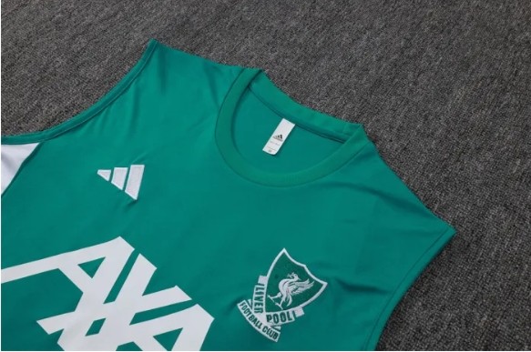 Liverpool Training Jersey 25/26