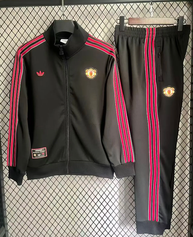 Manchester United Training Jacket 25/26