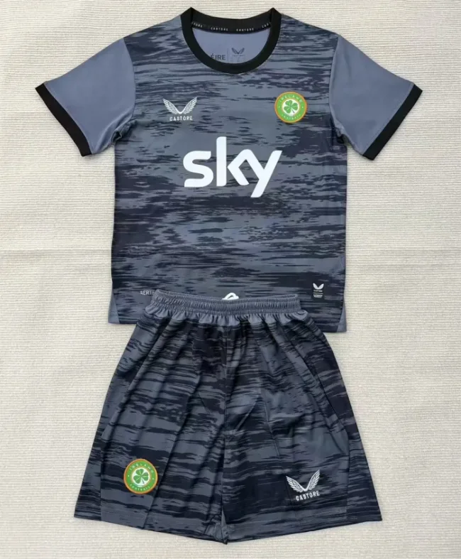 Ireland 2026 Third Goalkeeper Man Jersey Suit