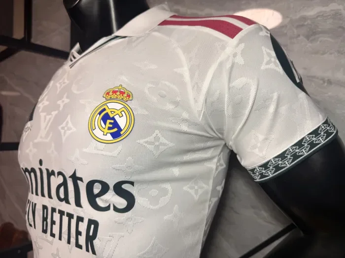 Real Madrid Special Edition Man Player Jersey 26/27
