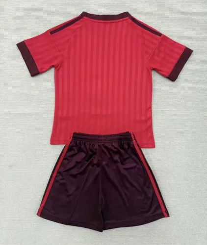 Lyon Away Kids Suit 26/27