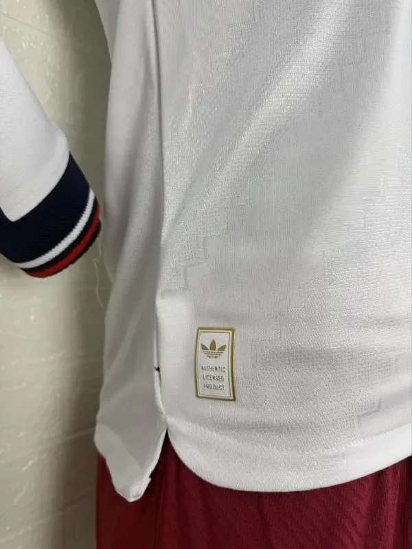Bayern Munich Away Player Long Sleeve Man Jersey 26/27