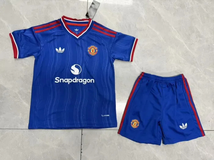 Manchester United Away Kids Suit & Socks 26/27