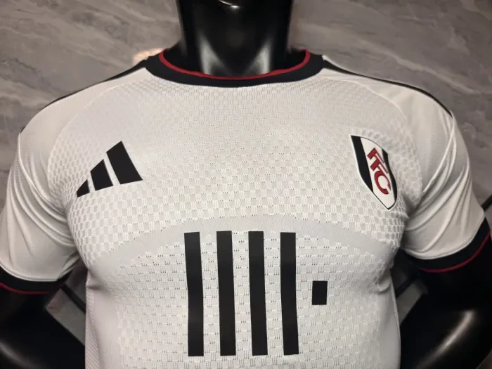Fulham Home Man Player Jersey 26/27