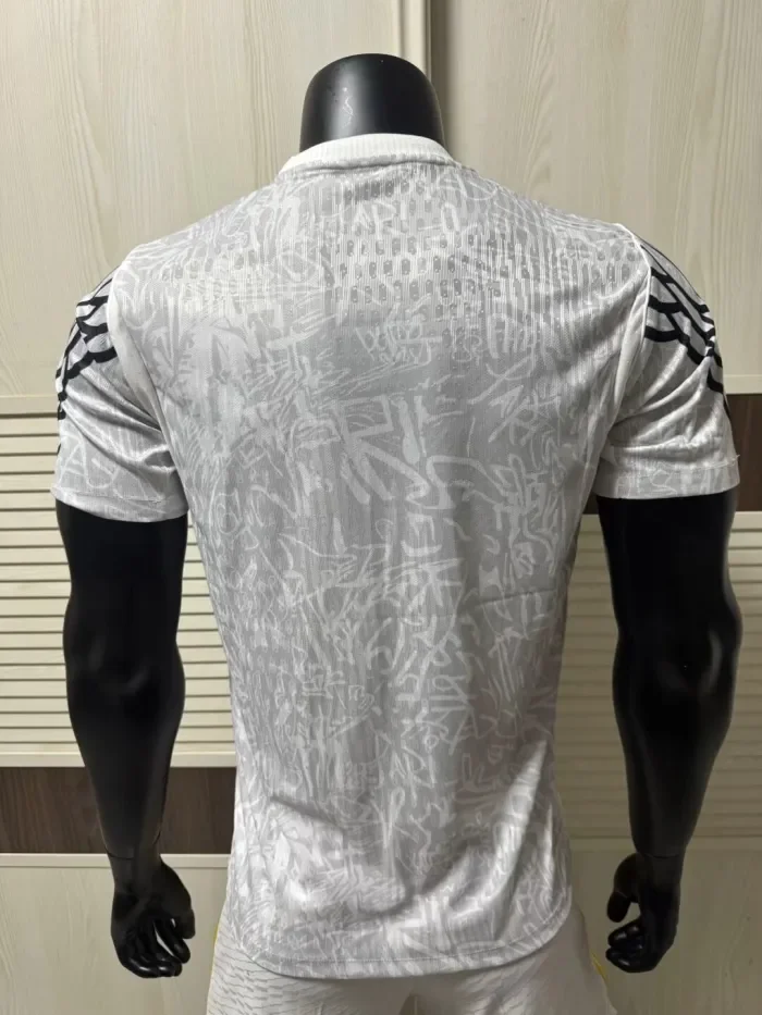 Paris Saint Germain Third Men Player Jersey 26/27