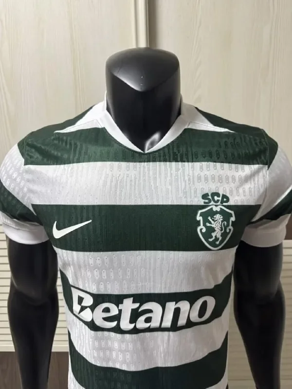 Sporting Lisbon Home Man Player Jersey 26/27