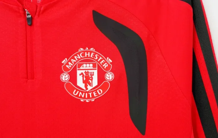 Manchester United Player Version Quarter-Zip Training Top 2026