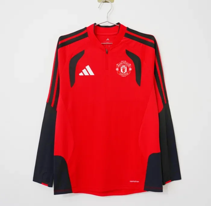 Manchester United Player Version Quarter-Zip Training Top 2026