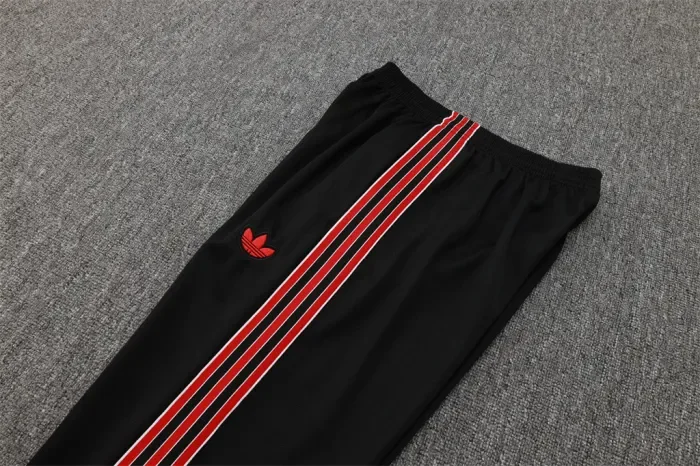 Manchester United Training Jacket 25/26