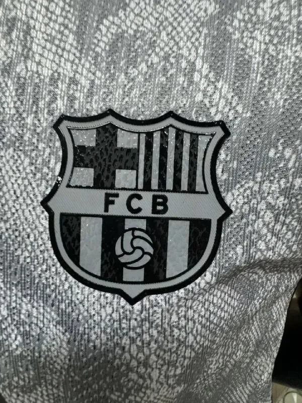 Barcelona Grey Goalkeeper Player Men Jersey 26/27