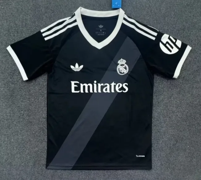 Real Madrid Away Men Jersey 27/28