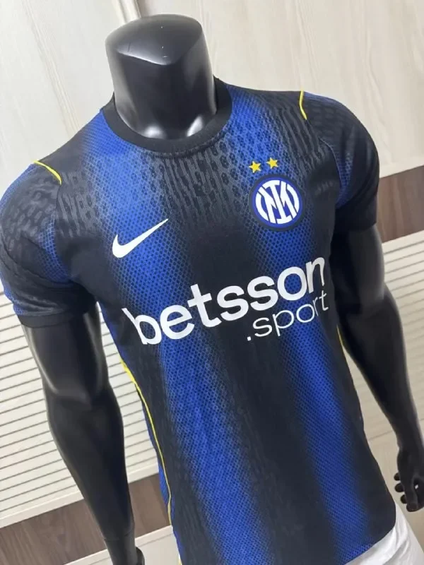 Inter Milan Home Player Man Jersey 27/28